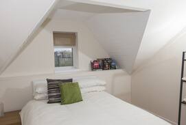 Dalry Apartment | 2 bedroom apartment with park view
