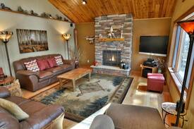 Minong House | Lazy Dog Lodge - Minong Flowage Lakefront Home