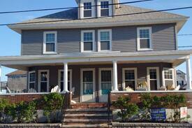 Hampton House | Surfside Beach House on Ocean Cul-de-Sac