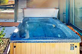 Kimball Junction House | 2BR + Loft Mountain-View Condo w/ Private Hot Tub