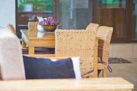 Pasarea House | Luxury & Elegant Villa near Bucharest