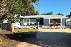 Hayborough House | Chiton Beach Shack
