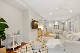 Casuarina House | ARANA BEACHFRONT BEACH HOUSE-LUXURY COMFORT STYLE