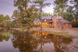 Broken Bow Cabin | Steel Creek Lodge 2 - Rustic Luxury 6 Bedroom cabin on a Pond.