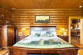 Franklin House | Escape to Paradise at Billie's Place