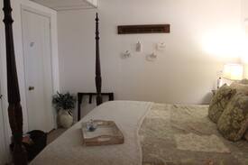 Pelham Apartment | Charming basement apartment south of Birmingham