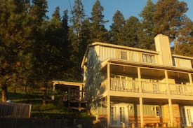 Cloudcroft Cabin | Manor in "God's Country"