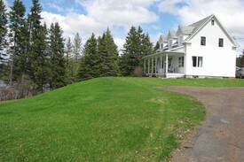 Kingsclear House | Clark’s Getaway!