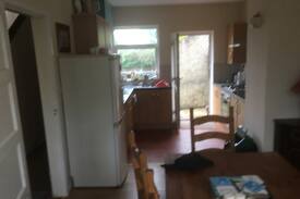 Portrush House | Abercorn Avenue Portrush (Families) *Pet friendly*