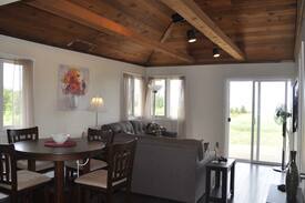 Brackley Beach Cabin | PlumBlossom cottage, spacious and a water view!