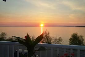 Cold Lake Apartment | Edgewater Cottage and Suites Studio