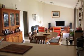 Thurgoona House | Thurgoona Accomodation for Two