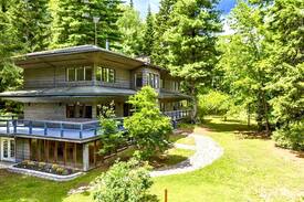 Sandpoint House | Lazy River Lodge