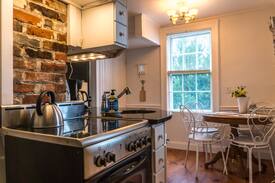 Mystic Cabin | The Mystic Arbor Cottage