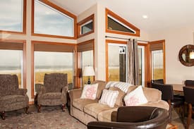 Rockaway Beach House | A true gem right on the sand with oceanfront views of Rockaway Beach, Oregon!