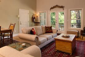 Murphys Apartment | The Loft on Main - V Vacation Rentals