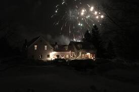 Kingfield Bed & Breakfast | Brackley Farm Room - Mountain Village Farm Bed & Breakfast