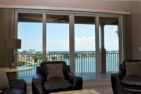 Clearwater Beach Apartment | Harborview Grande 700