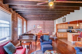 West Jefferson Apartment | UpTown Loft - Downtown West Jefferson, NC