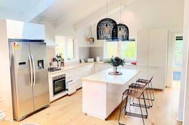 Mount Martha House | Mount Martha Renovated Coastal Abode-Village+Beach