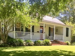 Ponchatoula House | Ponchatoula Historic Home away from Home