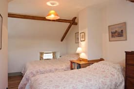 Tomhaggard Cabin | Boxwell Cottage at Butlerstown Castle