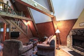 Logan Cabin | A-Frame #17 - Nature Lovers Hideaway - Hocking Hills
