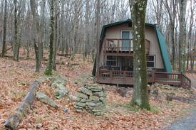 Terra Alta Cabin | Ruth's Lair Alpine Lake Resort