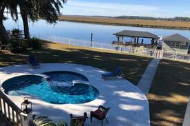Midway House | Waterfront, POOL, Ga Coast Secluded on 2 acres!