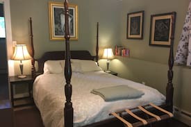 Narragansett Pier House | Narragansett Beach Hideaway!