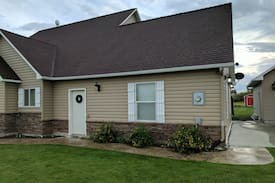 Rexburg House | Country cottage guest suite on a private lake