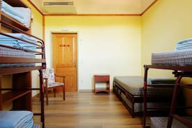 Aisa Bed & Breakfast | Valle de Aisa - cama en habitación 6 PLAZAS 3-6