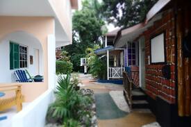 Negril Bed & Breakfast | Mom's Place Room # 3