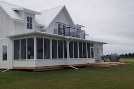 Union Corner Villa | Oceanfront Beach House by Jerada