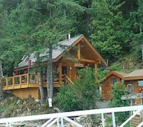 Harrison Hot Springs House | Treehouse Harrison