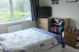 Henbury Apartment | Spacious, homely & ideally located 2 bedroom flat