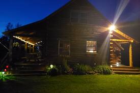 Newport Center Cabin | Sugar Hill