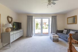 Liphook House | The Bourne End Annexe