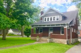 Southern Heights House | The LiKEN House- Lexington comfort and community