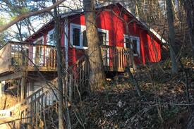 Newaygo Cabin | Terranova, lake cottage on all-sport Pickeral Lake