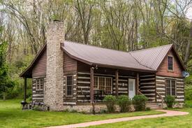 Nashville Cabin | Serendipity Park Log Cabin