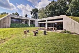 Turners House | Unique 'Earthouse' Retreat w/Spring-Fed Creek