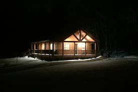 Munising Cabin | Pictured Rocks Cabins - (Miners King Suite)