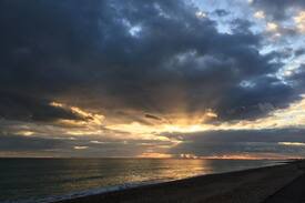 Sandgate Apartment | The View Sandgate Beach