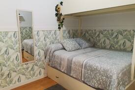 Triana Apartment | d Triana, Alcázar y Catedral centro a 15" 4 person