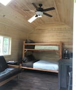 Aberdeen House | Waterfront Cabin #2 on the Wynoochee River