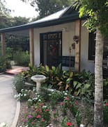 Arsenal House | Alma del Rio