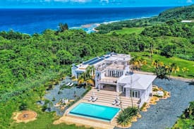 Isabela Villa | Isabela Retreat Over looking Golf Course & Ocean