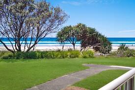 Tugun Apartment | Pacific Gables 1 - Absolute Beachfront