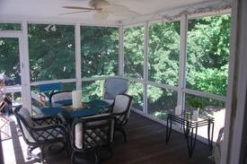 Minot House | 2 Bedroom Carriage House in Minot Beach, Scituate